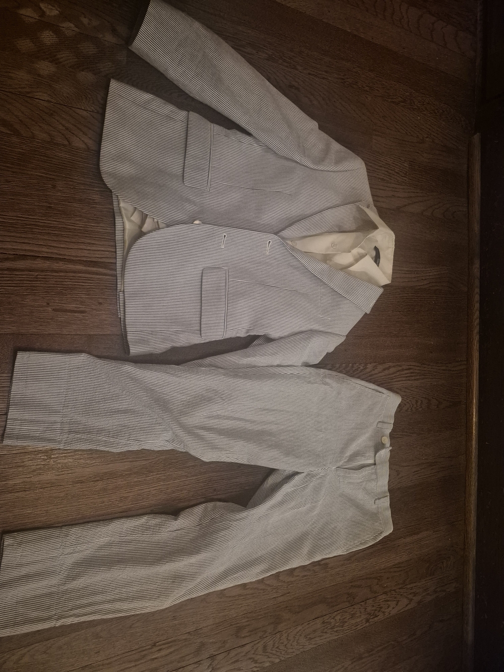 Boys Size 8 Light Blue Seersucker Two-Piece Suit With Dress Shirt